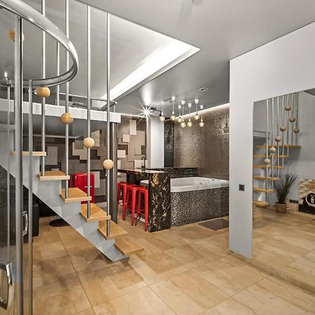 Secret Lounge - Cozy Studio with Sauna and Jacuzzi Wilna Exterior foto