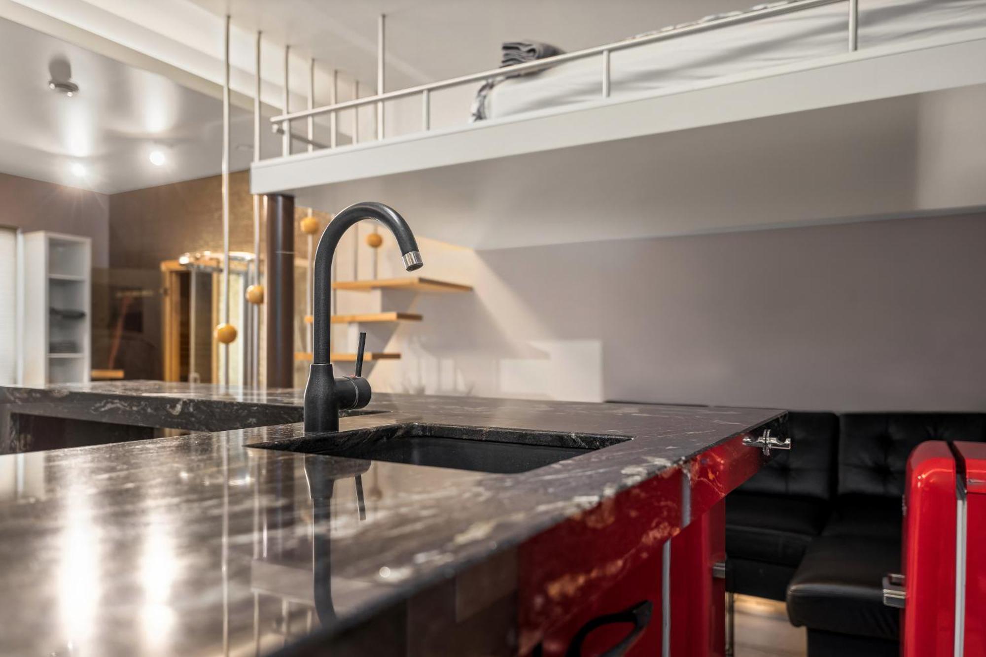 Secret Lounge - Cozy Studio with Sauna and Jacuzzi Wilna Exterior foto